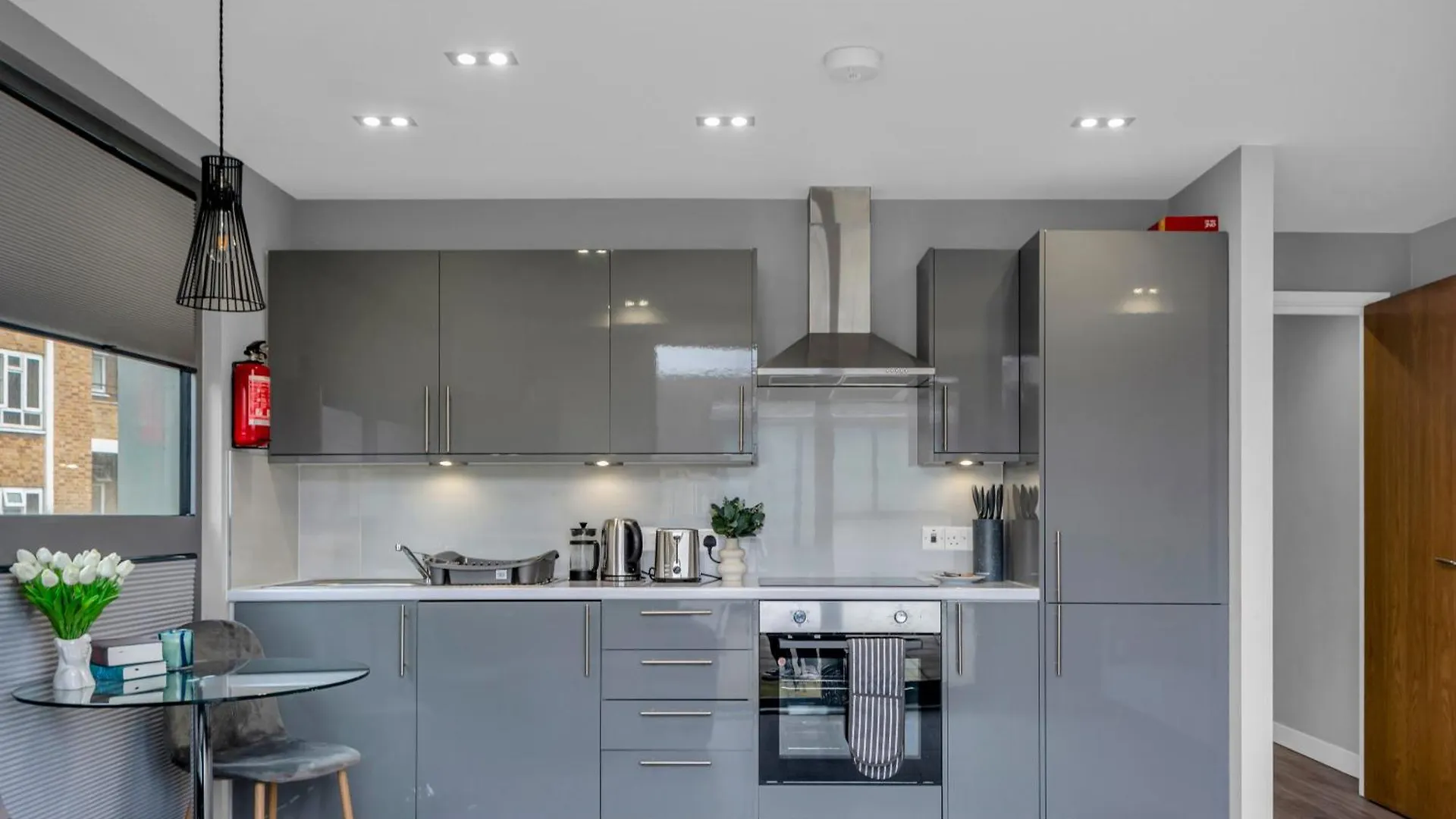 Mysquare Bright & Modern Flats In Hoxton, Shoreditch London