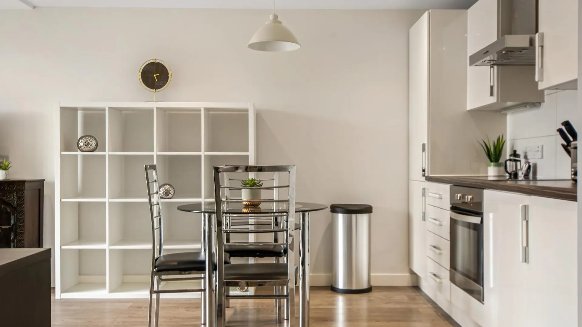 Mysquare Bright & Modern Flats In Hoxton, Shoreditch London Apartment